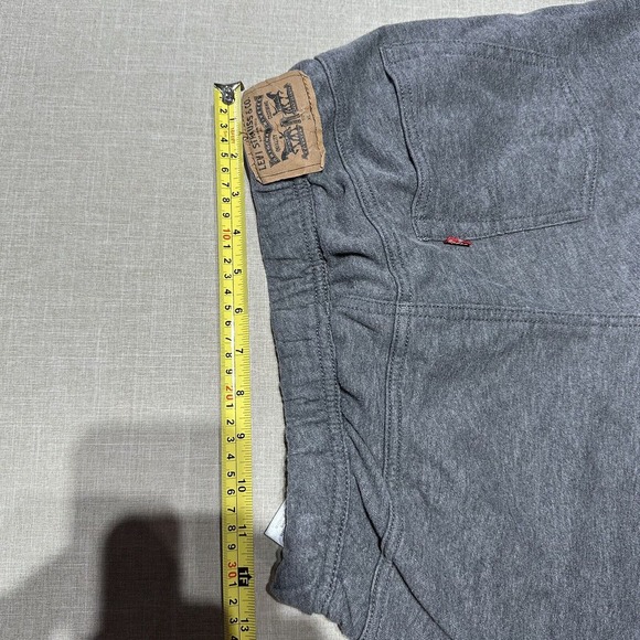 Levis Youth Gray Sweatshorts shorts - XL - Picture 8 of 9